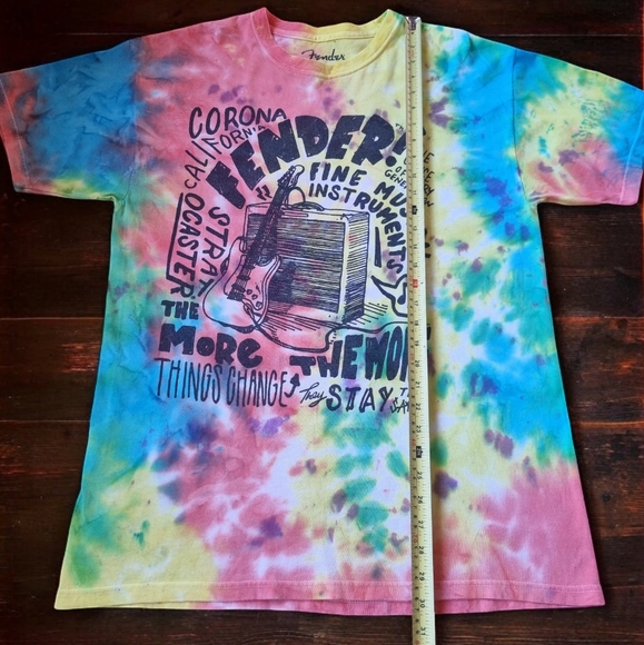Vintage FENDER Tie Dye Music Graphic T-Shirt - Picture 8 of 8